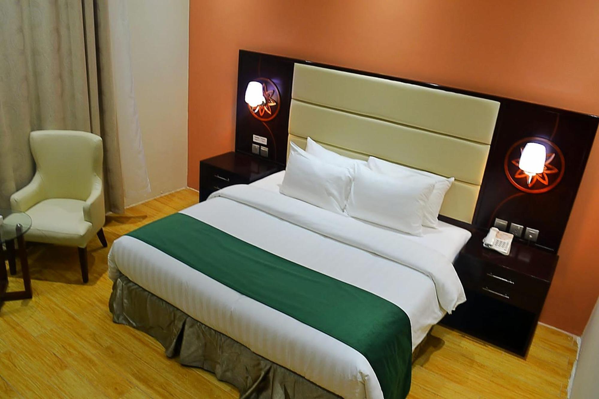 Palm Inn Hotel Doha Exterior photo